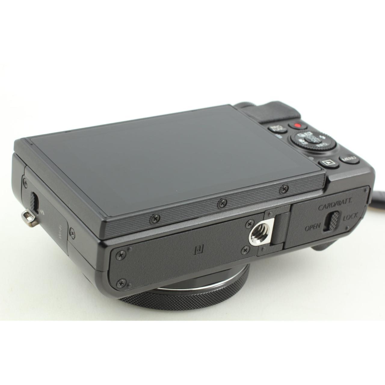 Canon PowerShot G7X Mark II 20.1MP Digital...