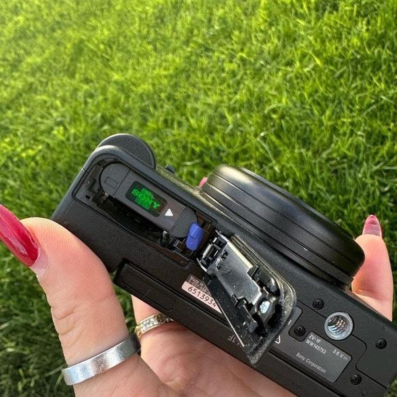 ZV1F VLOG CAMERA FOR CONTENT CREATORS AND...