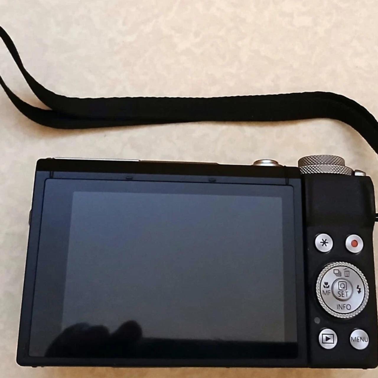 Canon Powershot G7X Mark III Camera Silver please...