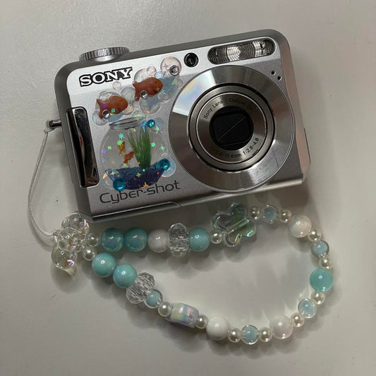 Sony Cybershot DSC-S650This cute little Sony...