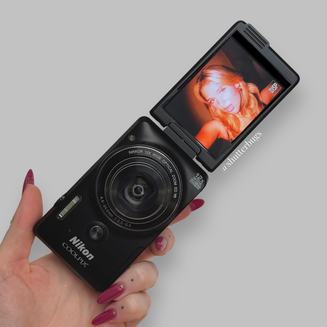 Nikon Coolpix S6900 Digital Camera Bundle♡Comes...